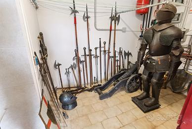 Armatura cannone spade scudi per arredo medioevale