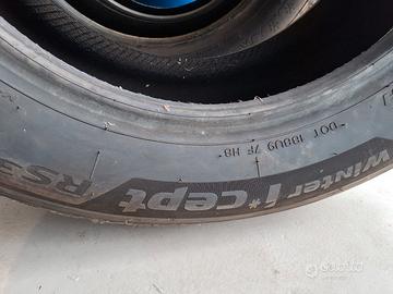 1 Pneumatico Hankook Invernale 215 60 R17 99H