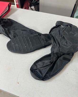Copri scarpe  antipioggia Tucano per moto