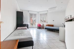 AMPIO BILOCALE DI 80MQ CON CUCINA ABITABILE