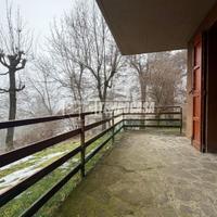 AMPIO BILOCALE IN PIENO CENTRO A SERRAMAZZONI!