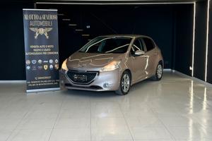 Peugeot 208 1.4 HDi 68 CV 5 porte Allure