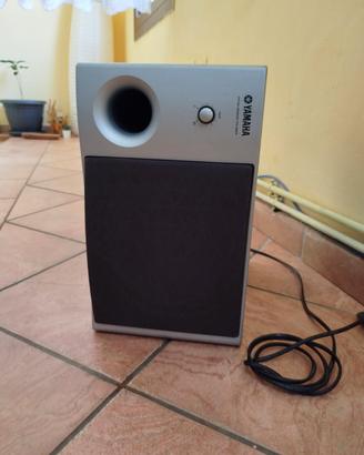Speaker yamaha tyros 3 quanto mi offri ?