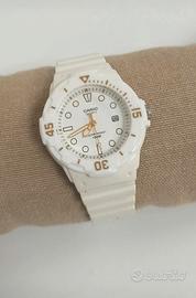 Casio LRW200H Orologio Bianco e dorato Water Resis