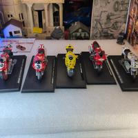 Collezione Ducati Lotto Da 5 Moto Scala 1:24 - 