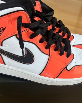 Air Jordan 1 Mid Turf Orange, taglia EU 44,5
