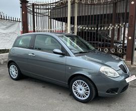 Lancia Ypsilon 1.2 Argento