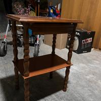 Comodino mobiletto con cassetto