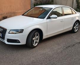 AUDI A4 4ª serie - 2010