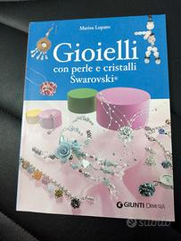 Gioielli con perle e cristalli Swarovski 