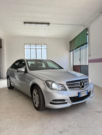 Mercedes-benz C 200 CDI BlueEFFICIENCY Avantgarde