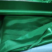 Tessuto fodera di raso colore verde