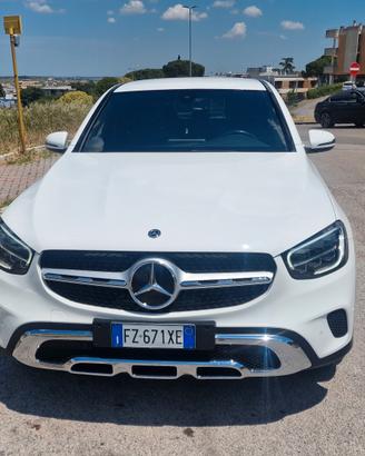 MERCEDES-BENZ GLC 300D 4 MATIC SPORT