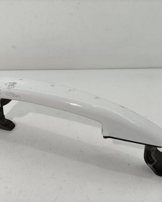 MANIGLIA ESTERNA ANTERIORE SINISTRA PEUGEOT 2008 1