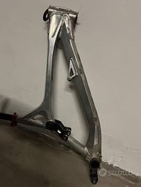 Telaio Intense 951 FRO, risaldare carro posteriore