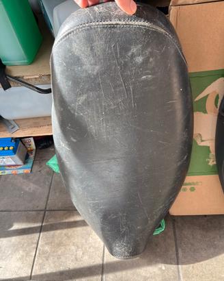 Sella Free e ricambi Piaggio e Minarelli scarabeo