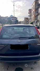 Auto Ford focus