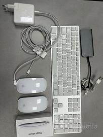 accessori Apple (mouse, tastiera, alimentatore, ..
