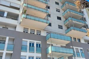 Bari poggiofranco- bilocale arredato+p.auto