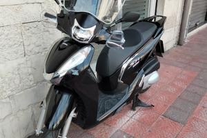 Honda sh 300