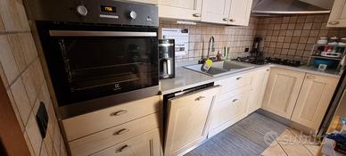 CUCINA con Piano cottura Angolare e Top Quarzo