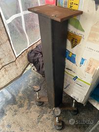 Supporto per mola o piano regolabile