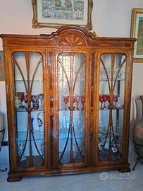 Libreria, Mobile bar, Credenza, Poltrone , Vetrina