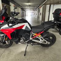 Ducati Multistrada V4 - 2021