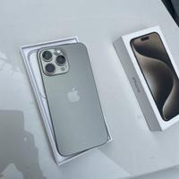 Iphone 15 Pro Max natural titanium