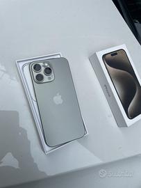 Iphone 15 Pro Max natural titanium