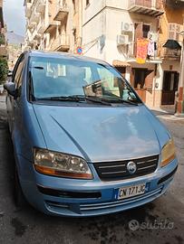AUTO MARCIANTE MA TESTATA DA FARE