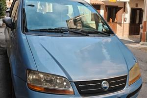 AUTO MARCIANTE MA TESTATA DA FARE