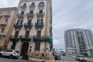 Viale Virgilio Appartamento arredato vista mare