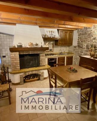 Villetta a schiera di 291 m² con più di 5 locali a