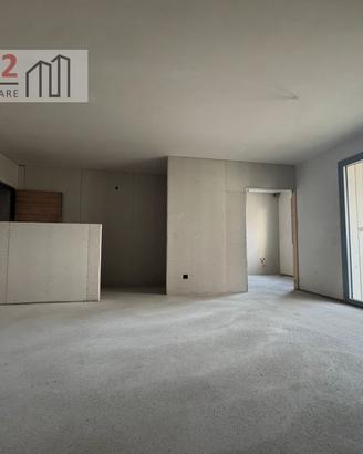 NUOVO SPAZIOSO TRICAMERE mq. 140 biservizi a VICEN