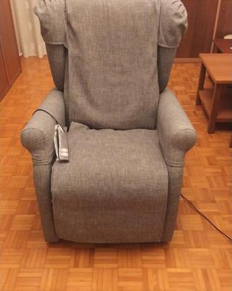 Poltrona relax elettrica 2 motori alzapersona
