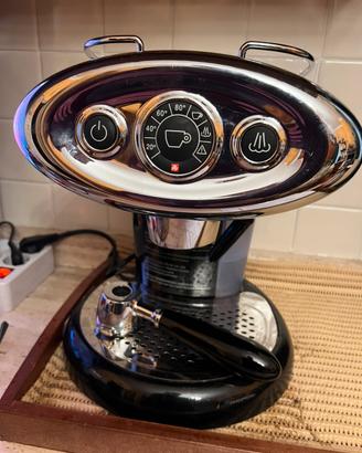 X7.1 macchina da caffè illy