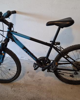 Bicicletta MTB Rockrider 500 24"