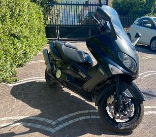 Tmax 500 pari al nuovo