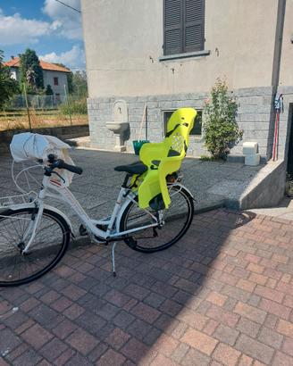 Seggiolino posteriore bambino bicicletta