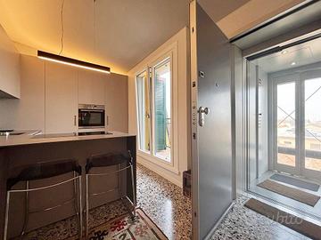 Ampio trilocale ristrutturato-ULTIMO PIANO