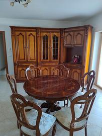 Sala da pranzo e tavolo allungabile e 6 sedie