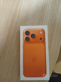 Iphone 17 pro 256 gb 100% batteria