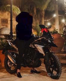 Bmw 310 gs da vetrina