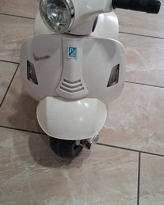 vespa giocattolo 