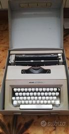 Macchina da scrivere Olivetti