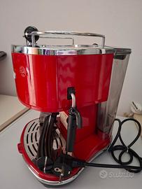macchina per caffè Delonghi