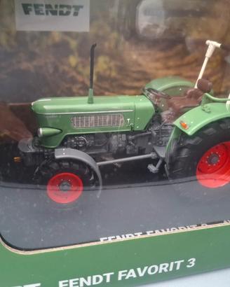 modellino trattore vintage Fendt Favorite 3