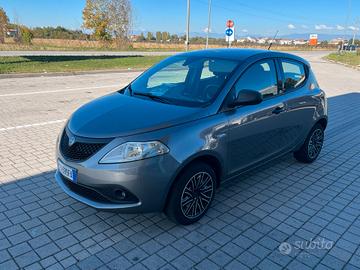 Lancia Ypsilon GPL originale