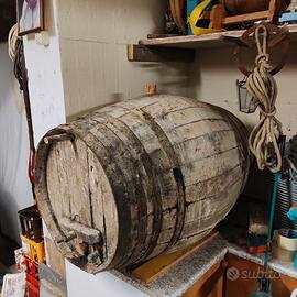 Botte da vino cotto in legno  anni 50  180  Litri 